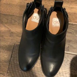 DV booties